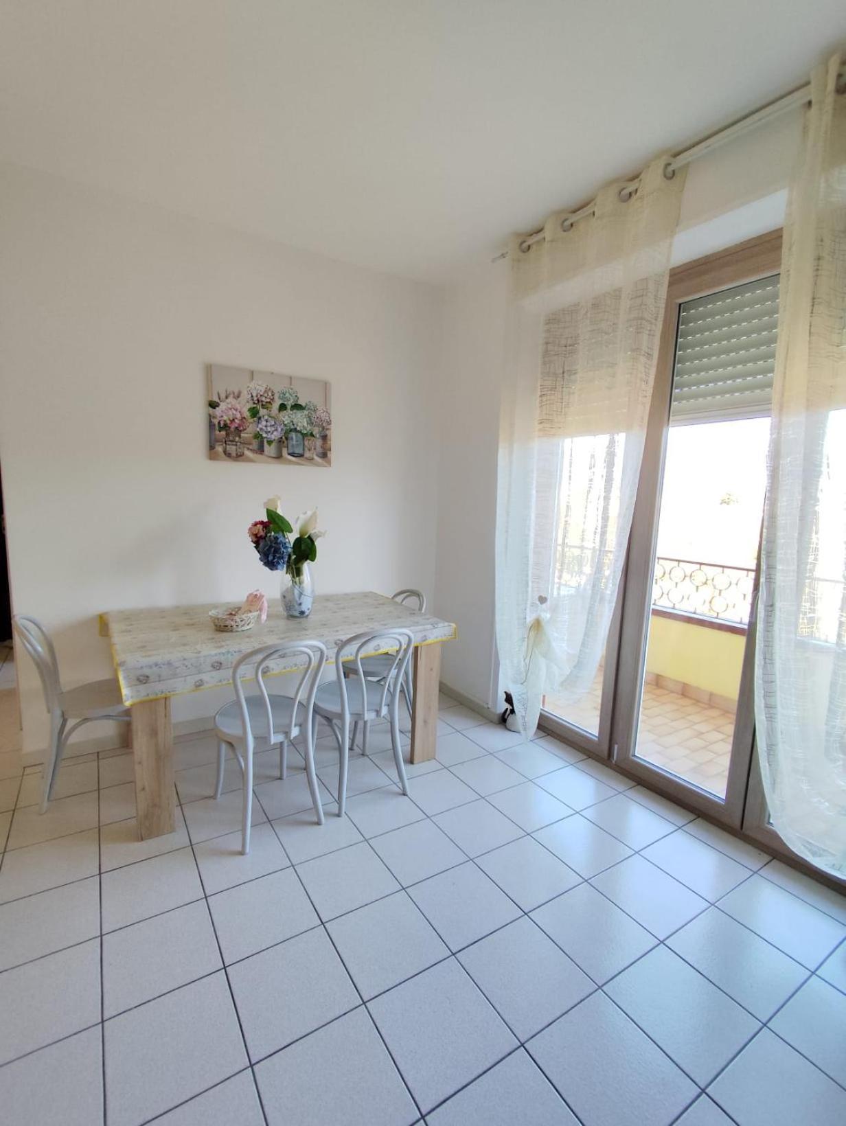 Residenza Tiziana Apartman Luino Kültér fotó